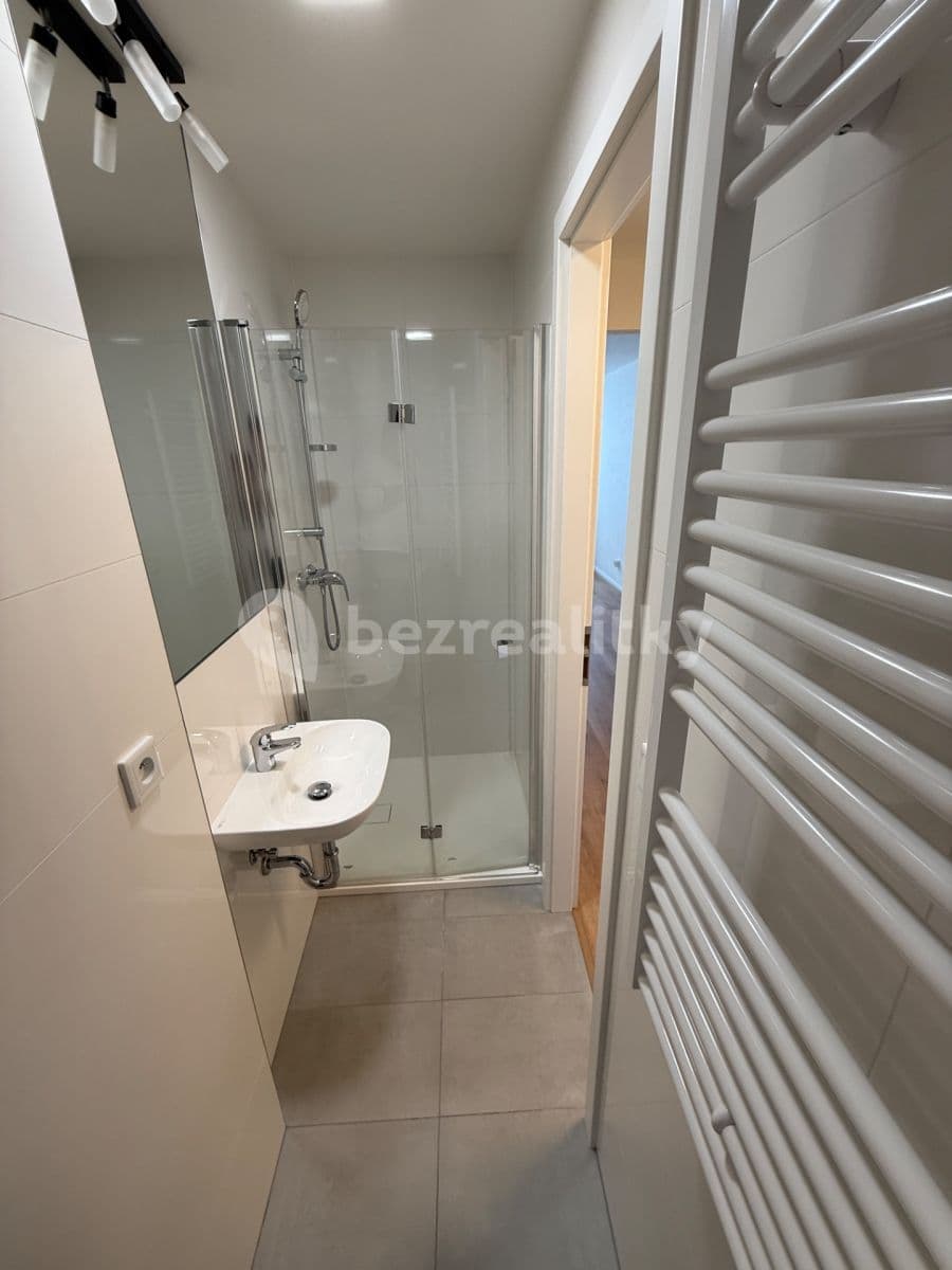 Pronájem bytu 1+kk 25 m², Čenětická, Praha, Praha Pronájem bytu 1+kk 25 m², Čenětická, Praha, Praha