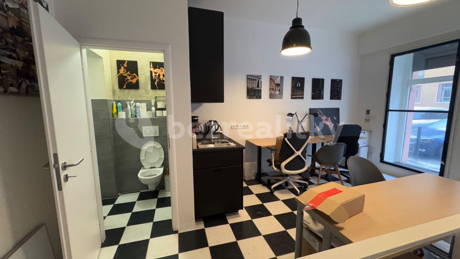 Pronájem nebytového prostoru 55 m², Šimáčkova, Praha, Praha Pronájem nebytového prostoru 55 m², Šimáčkova, Praha, Praha