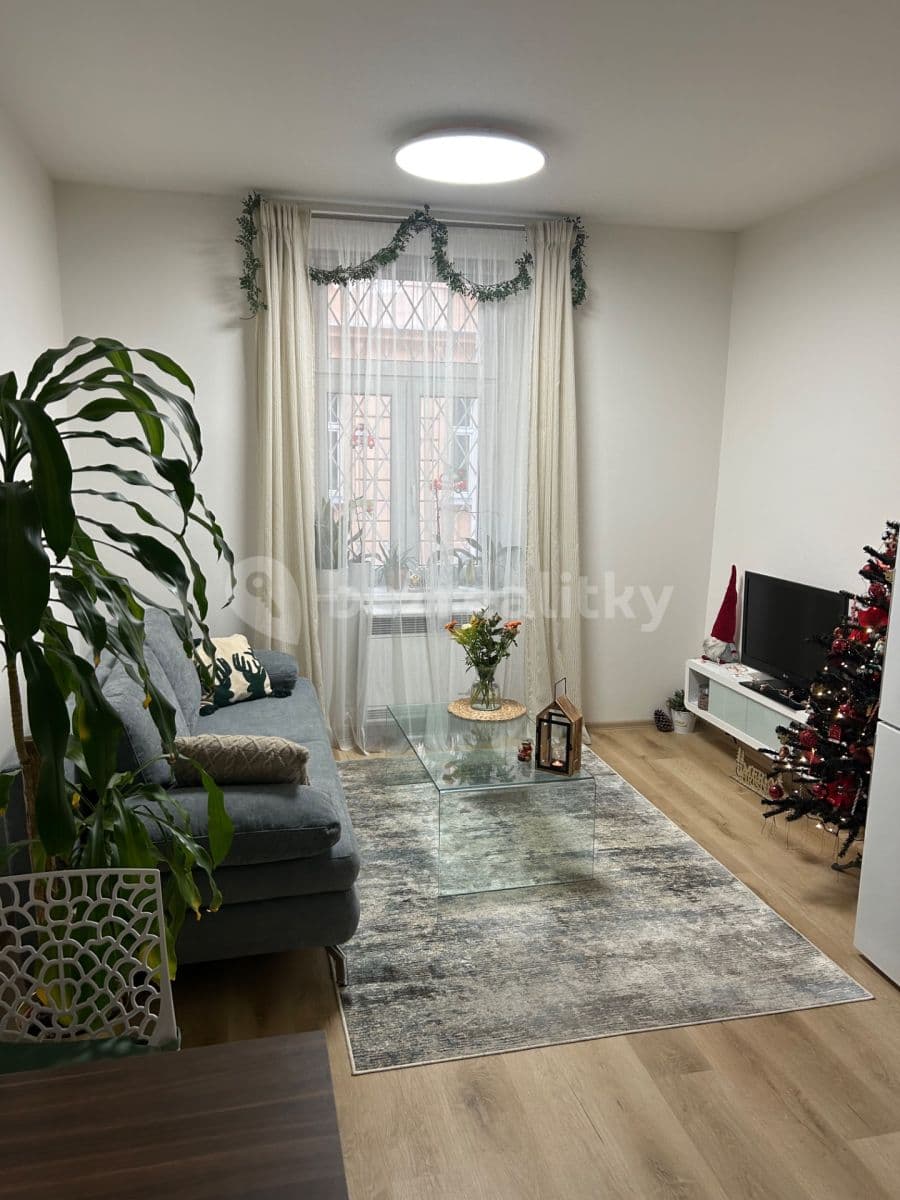 Pronájem bytu 2+kk 44 m², Pod Hájkem, Praha, Praha Pronájem bytu 2+kk 44 m², Pod Hájkem, Praha, Praha