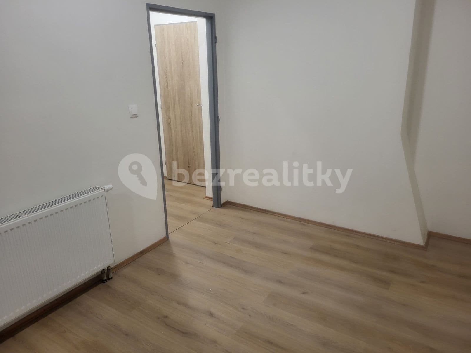 Pronájem bytu 1+kk 38 m², Netluky, Praha, Praha Pronájem bytu 1+kk 38 m², Netluky, Praha, Praha