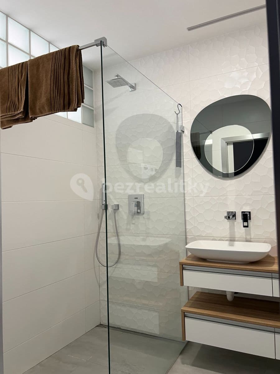 Pronájem bytu 2+kk 66 m², Botanická, Brno, Jihomoravský kraj Pronájem bytu 2+kk 66 m², Botanická, Brno, Jihomoravský kraj