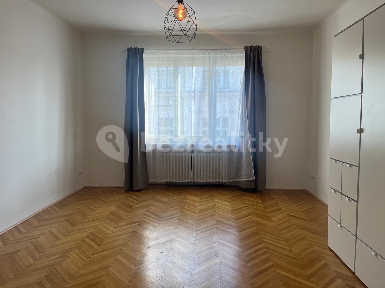 Pronájem bytu 1+kk 32 m², Donská, Praha, Praha Pronájem bytu 1+kk 32 m², Donská, Praha, Praha