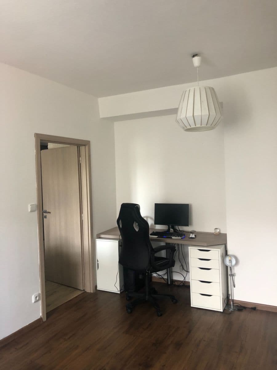Pronájem bytu 2+kk 53 m², Macanova, Pardubice, Pardubický kraj Pronájem bytu 2+kk 53 m², Macanova, Pardubice, Pardubický kraj