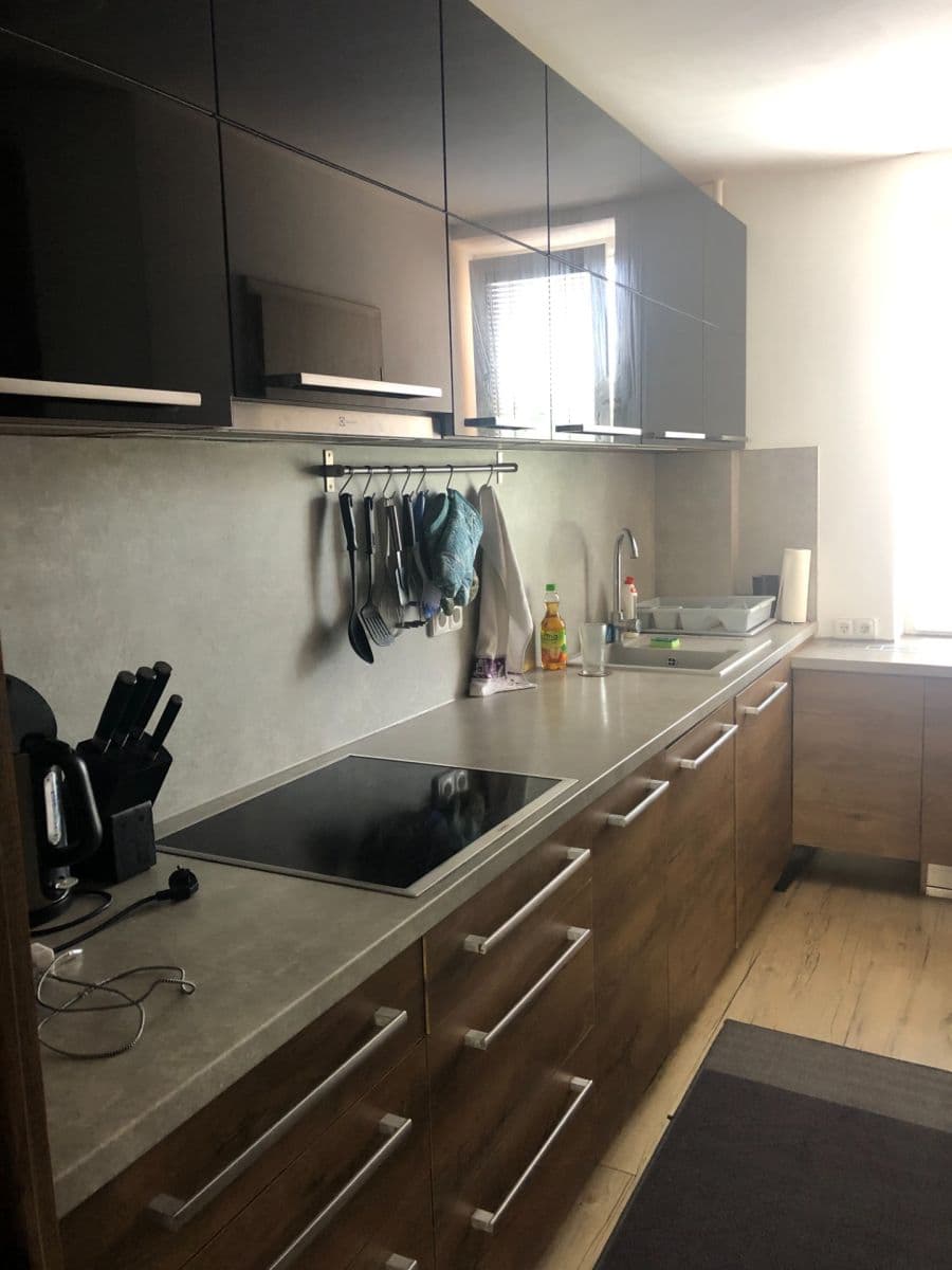 Pronájem bytu 2+kk 53 m², Macanova, Pardubice, Pardubický kraj Pronájem bytu 2+kk 53 m², Macanova, Pardubice, Pardubický kraj