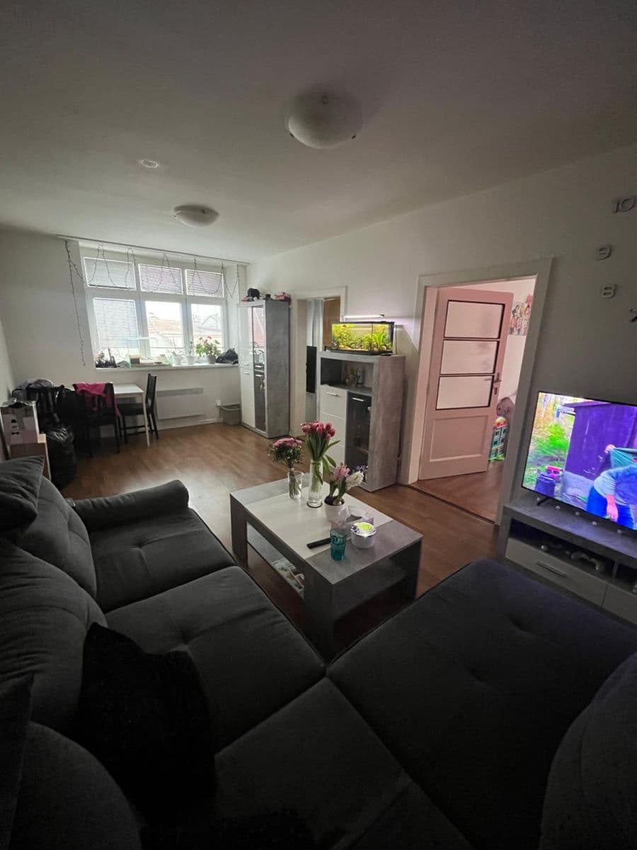 Pronájem bytu 3+1 60 m², Lipůvka, Jihomoravský kraj Pronájem bytu 3+1 60 m², Lipůvka, Jihomoravský kraj