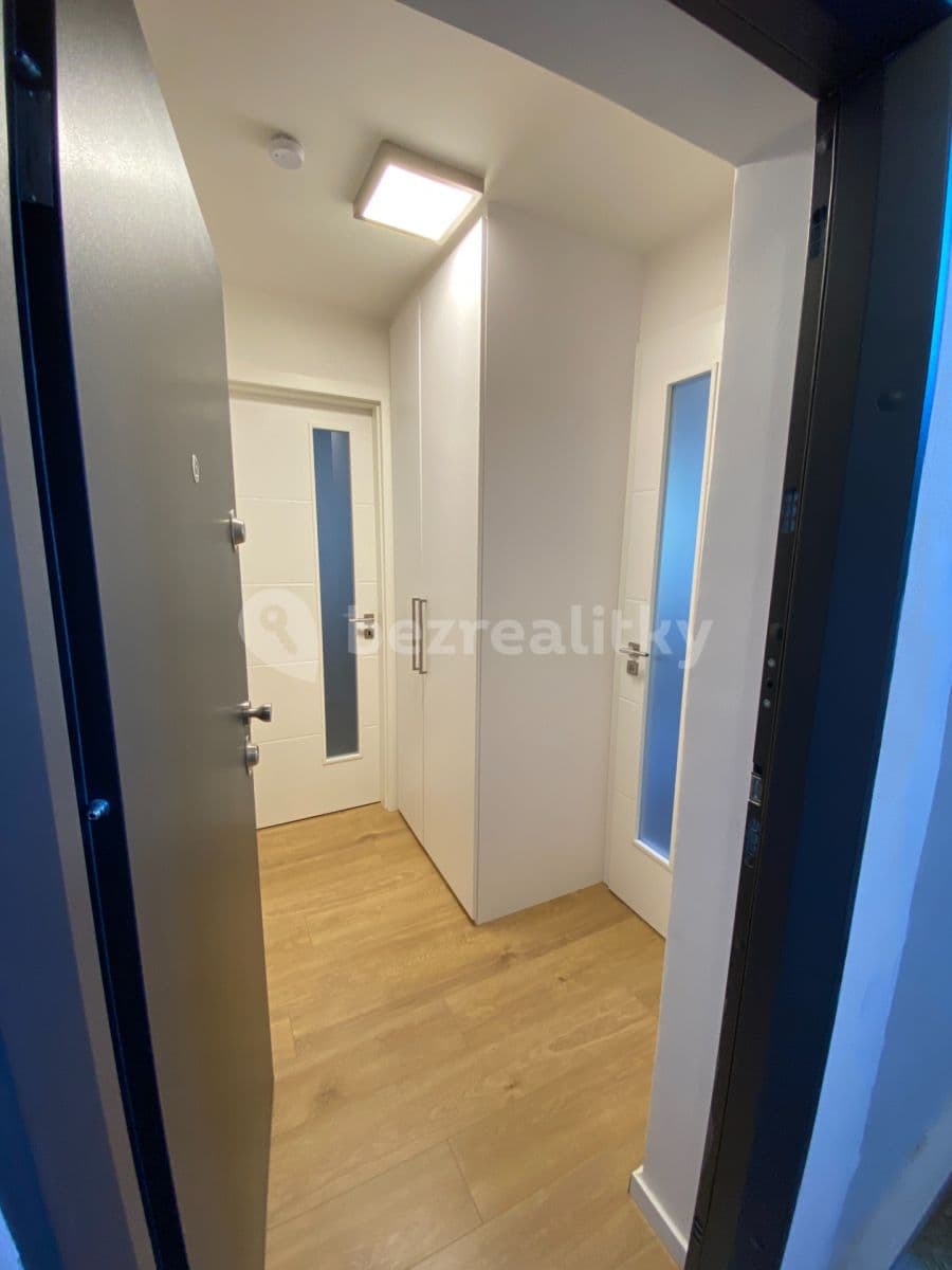 Pronájem bytu 2+kk 50 m², Jeremenkova, Praha, Praha Pronájem bytu 2+kk 50 m², Jeremenkova, Praha, Praha