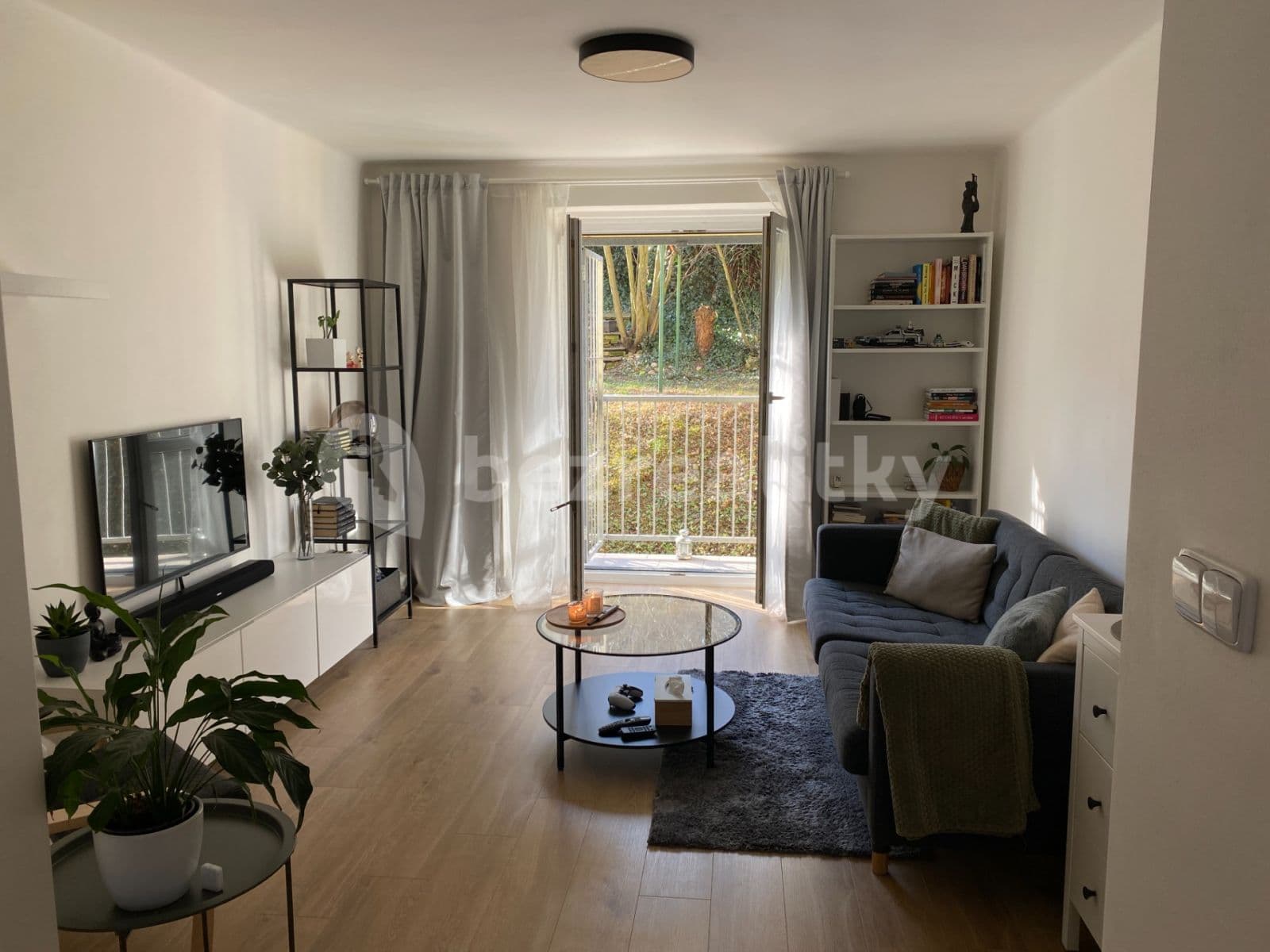 Pronájem bytu 2+kk 50 m², Jeremenkova, Praha, Praha Pronájem bytu 2+kk 50 m², Jeremenkova, Praha, Praha