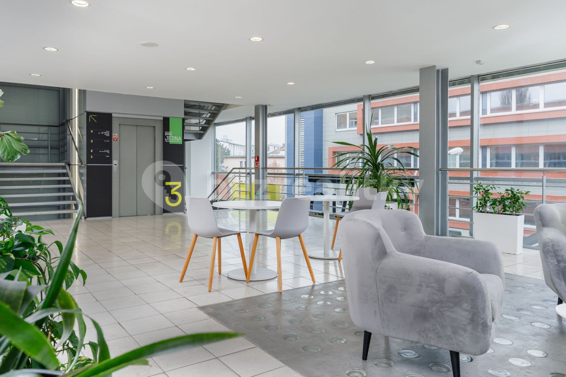 Pronájem kanceláře 450 m², Plynárenská, Brno, Jihomoravský kraj Pronájem kanceláře 450 m², Plynárenská, Brno, Jihomoravský kraj