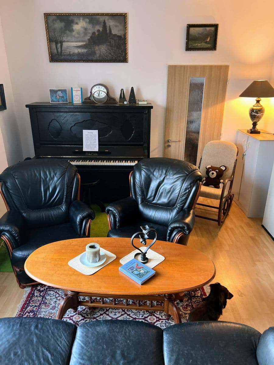 Pronájem bytu 85 m², Pod Štěpem, Praha, Praha Pronájem bytu 85 m², Pod Štěpem, Praha, Praha