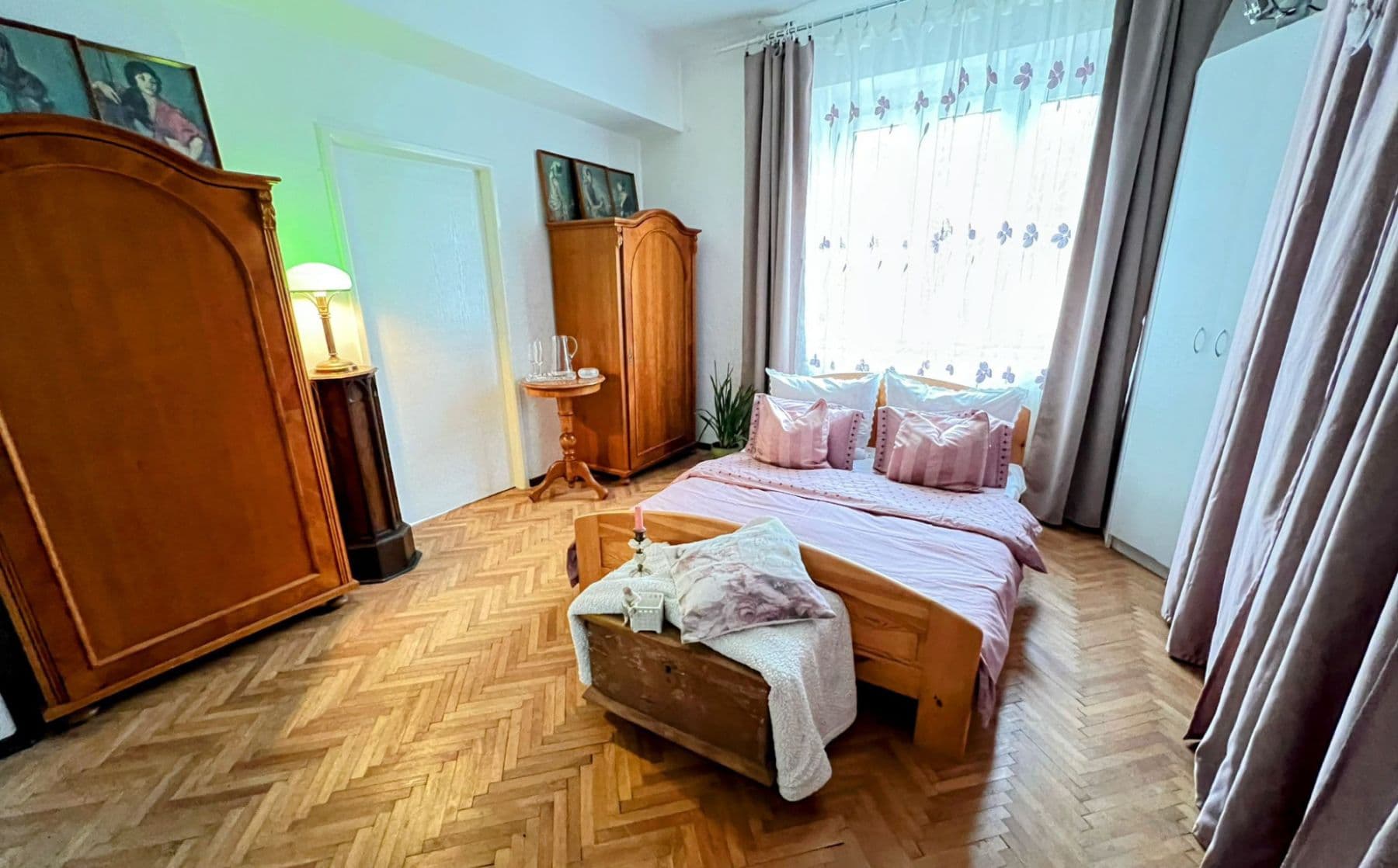 Pronájem bytu 85 m², Pod Štěpem, Praha, Praha Pronájem bytu 85 m², Pod Štěpem, Praha, Praha