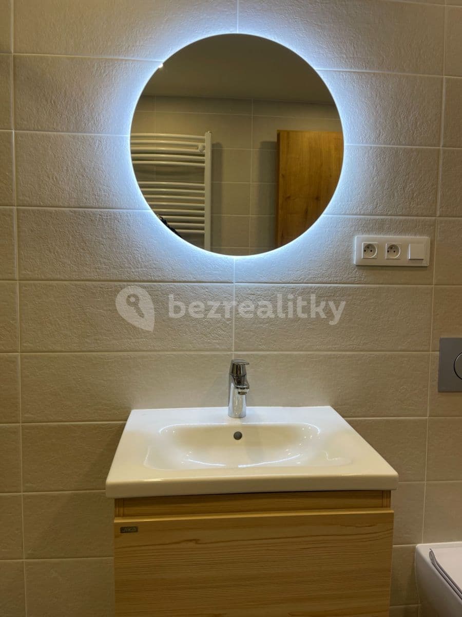 Pronájem bytu 1+kk 36 m², Střídavá, Praha, Praha Pronájem bytu 1+kk 36 m², Střídavá, Praha, Praha