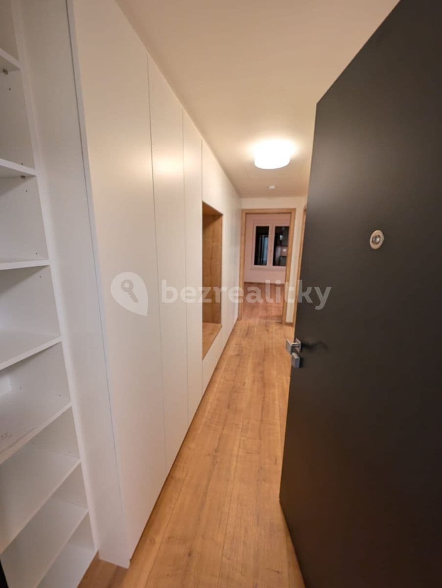 Pronájem bytu 1+kk 36 m², Střídavá, Praha, Praha Pronájem bytu 1+kk 36 m², Střídavá, Praha, Praha