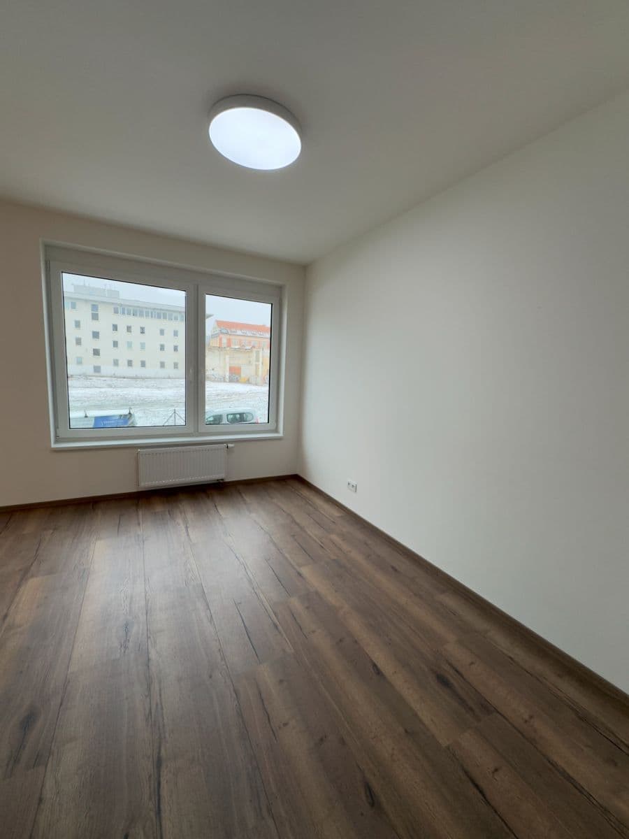 Pronájem bytu 2+kk 54 m², Kolbenova, Praha, Praha Pronájem bytu 2+kk 54 m², Kolbenova, Praha, Praha