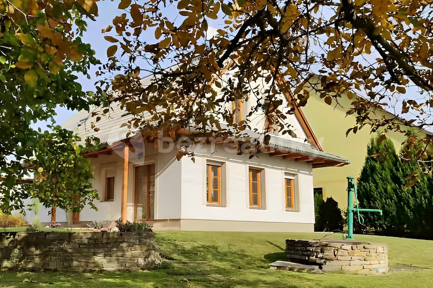 Pronájem chaty, chalupy, Černíkovice, Královéhradecký kraj Pronájem chaty, chalupy, Černíkovice, Královéhradecký kraj