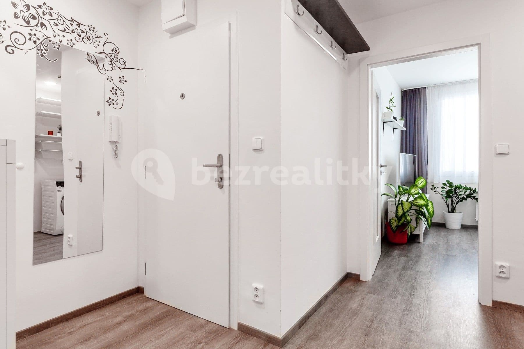 Pronájem bytu 4+kk 86 m², Zelený pruh, Praha, Praha Pronájem bytu 4+kk 86 m², Zelený pruh, Praha, Praha