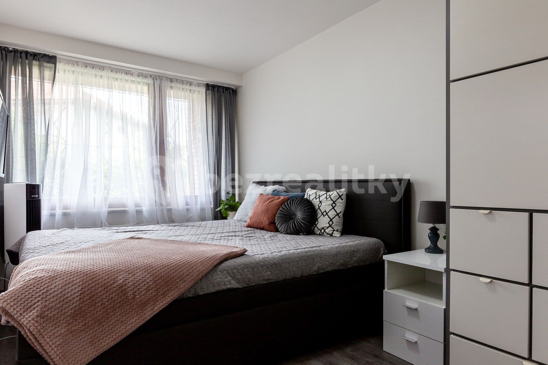 Pronájem bytu 4+kk 86 m², Zelený pruh, Praha, Praha Pronájem bytu 4+kk 86 m², Zelený pruh, Praha, Praha