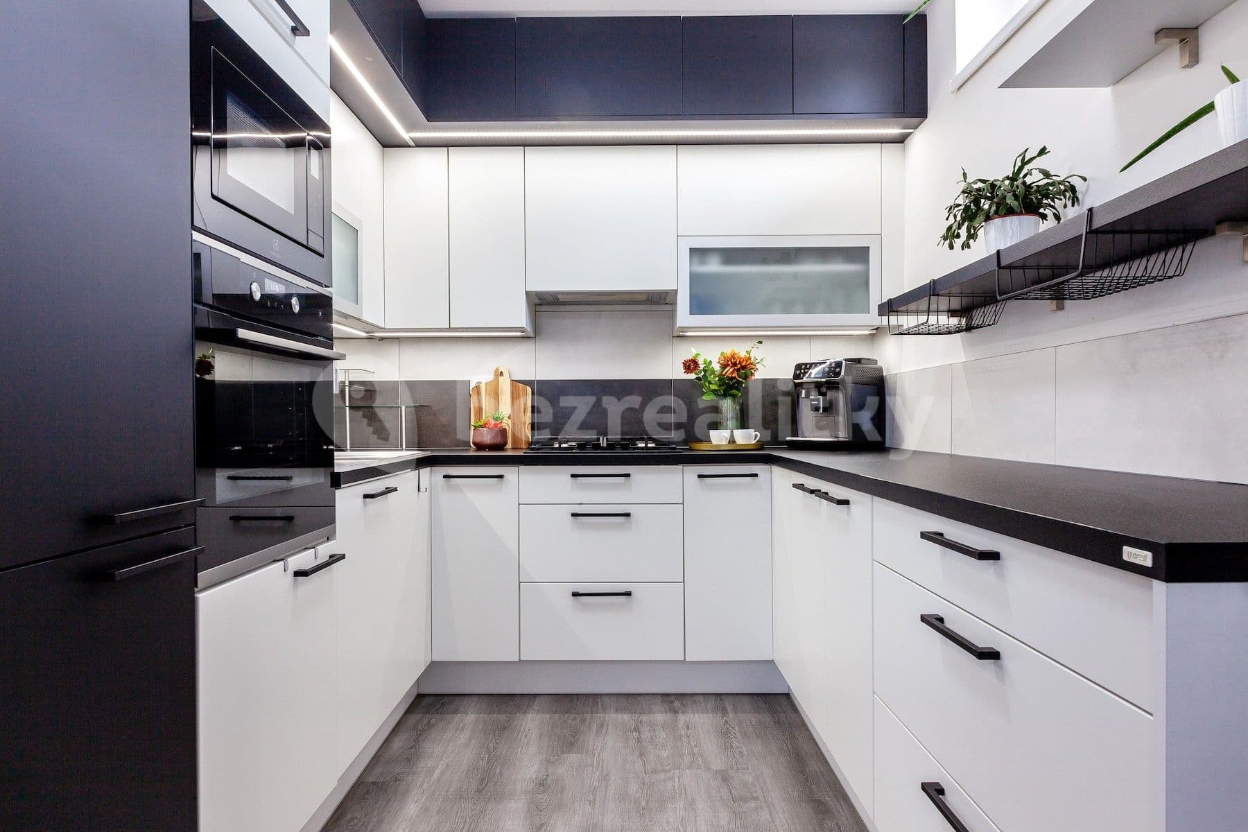Pronájem bytu 4+kk 86 m², Zelený pruh, Praha, Praha Pronájem bytu 4+kk 86 m², Zelený pruh, Praha, Praha