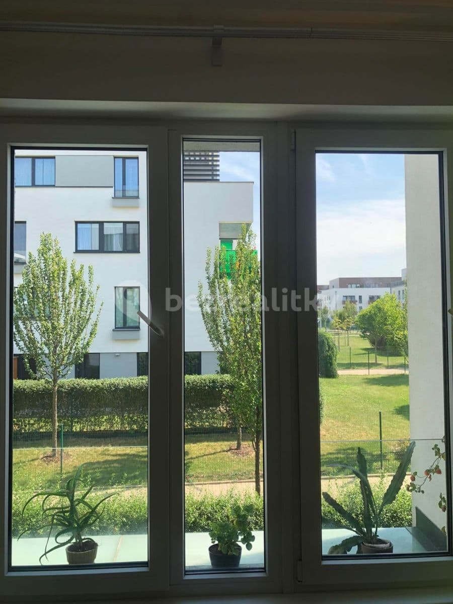 Pronájem bytu 1+kk 35 m², Nepomuckých, Praha, Praha Pronájem bytu 1+kk 35 m², Nepomuckých, Praha, Praha