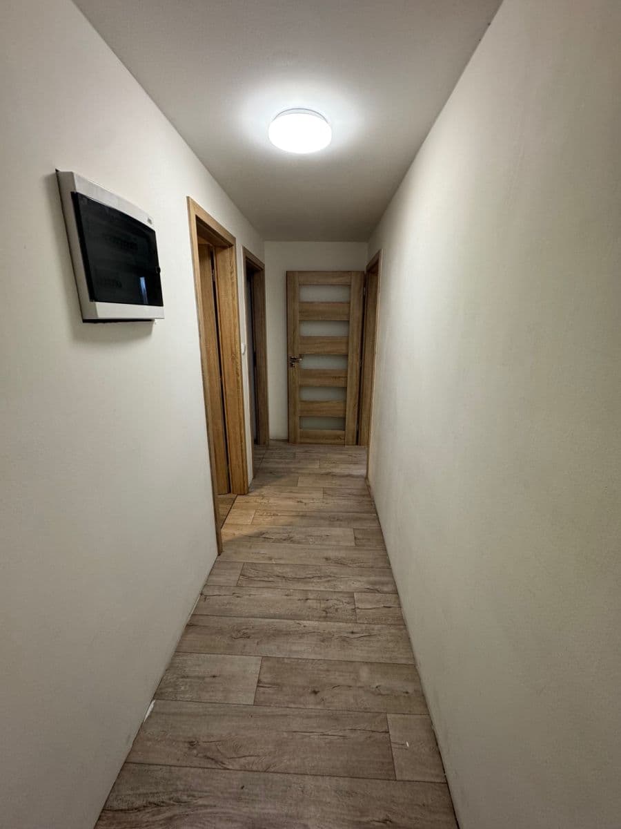 Pronájem bytu 2+kk 60 m², Štenclova, Dašice, Pardubický kraj Pronájem bytu 2+kk 60 m², Štenclova, Dašice, Pardubický kraj