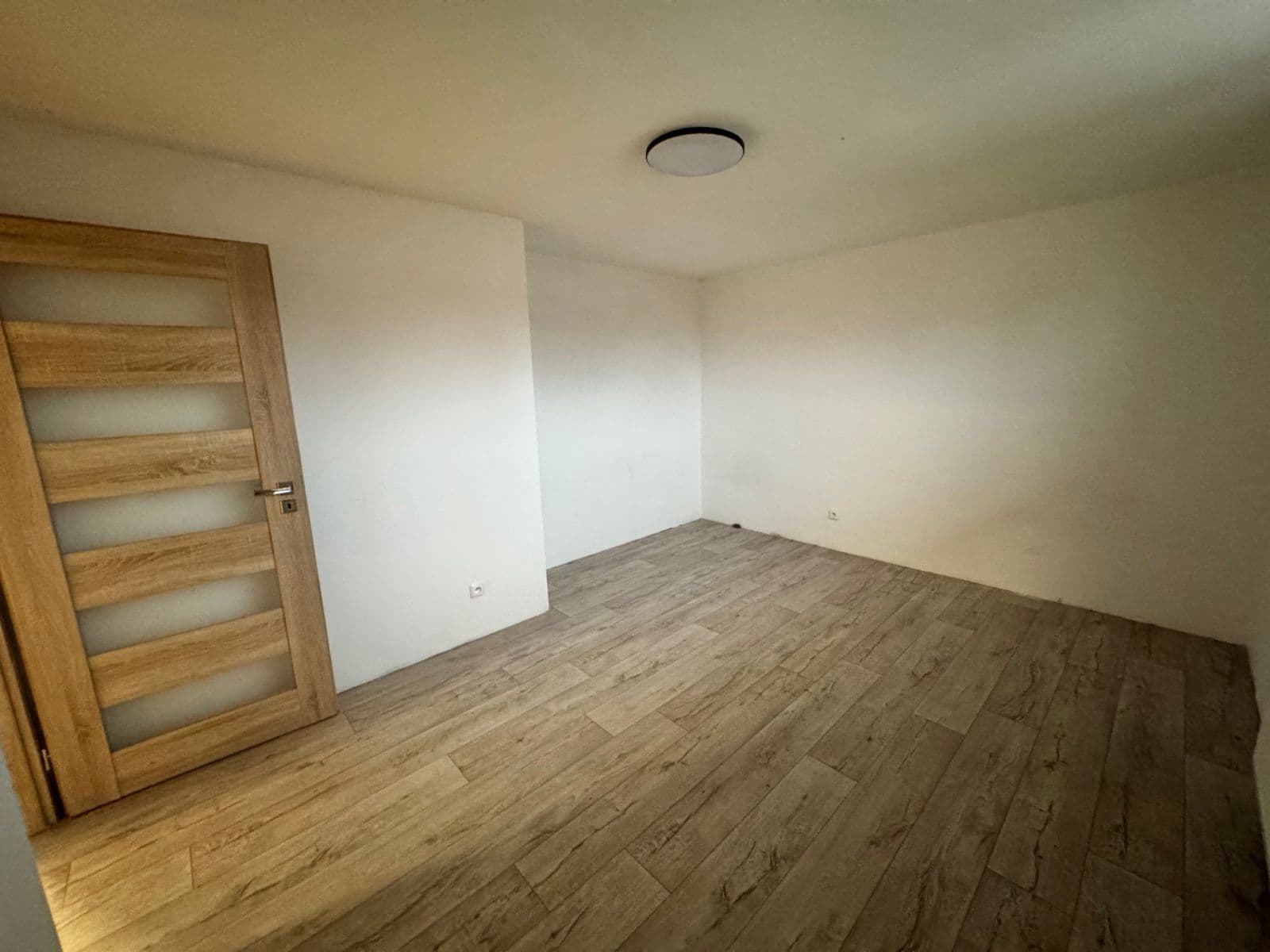 Pronájem bytu 2+kk 60 m², Štenclova, Dašice, Pardubický kraj Pronájem bytu 2+kk 60 m², Štenclova, Dašice, Pardubický kraj