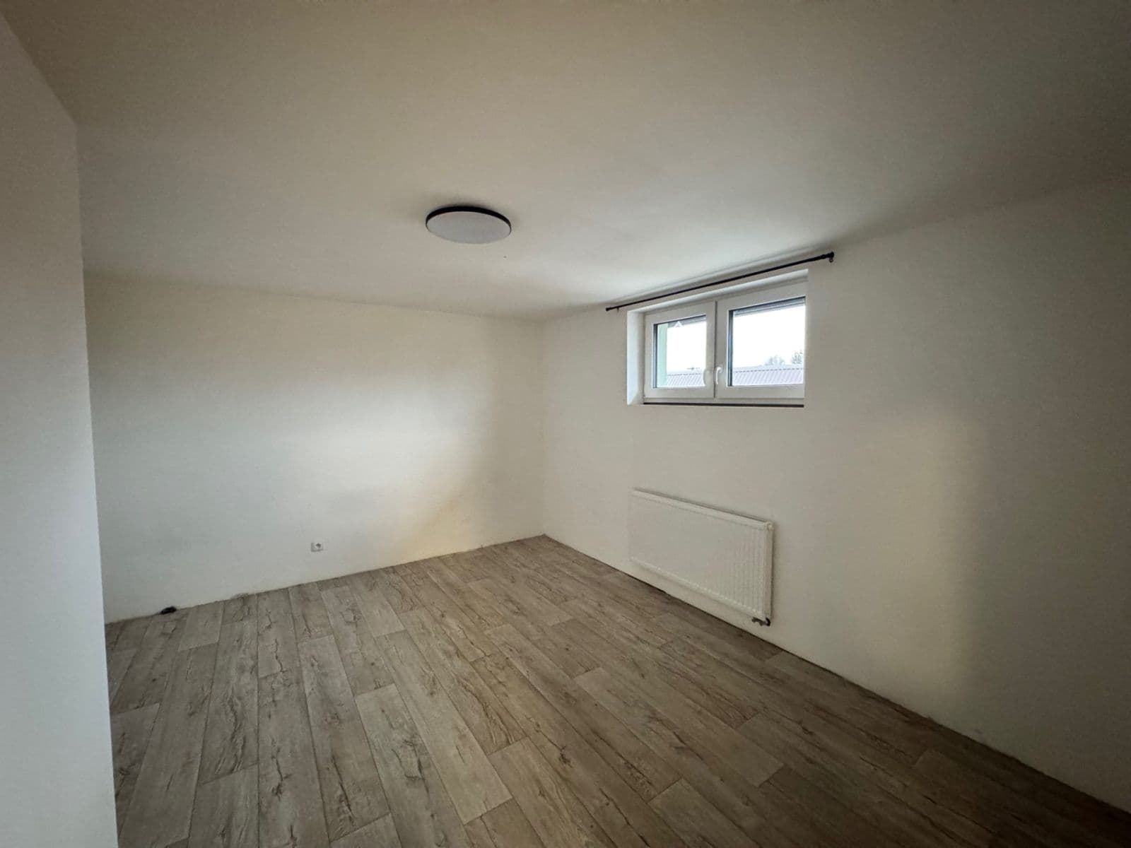 Pronájem bytu 2+kk 60 m², Štenclova, Dašice, Pardubický kraj Pronájem bytu 2+kk 60 m², Štenclova, Dašice, Pardubický kraj
