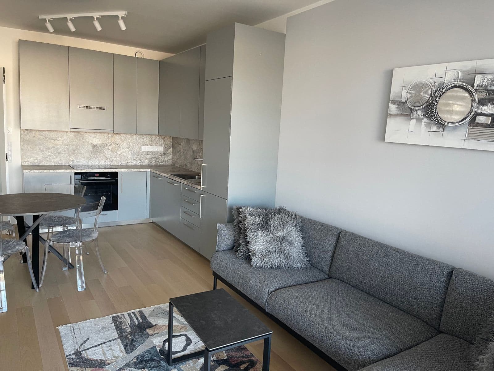 Pronájem bytu 2+kk 62 m², Jankovcova, Praha, Praha Pronájem bytu 2+kk 62 m², Jankovcova, Praha, Praha