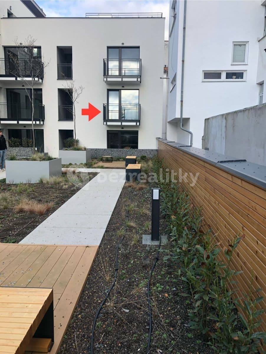 Pronájem bytu 1+kk 36 m², Na Jíkalce, Plzeň, Plzeňský kraj Pronájem bytu 1+kk 36 m², Na Jíkalce, Plzeň, Plzeňský kraj