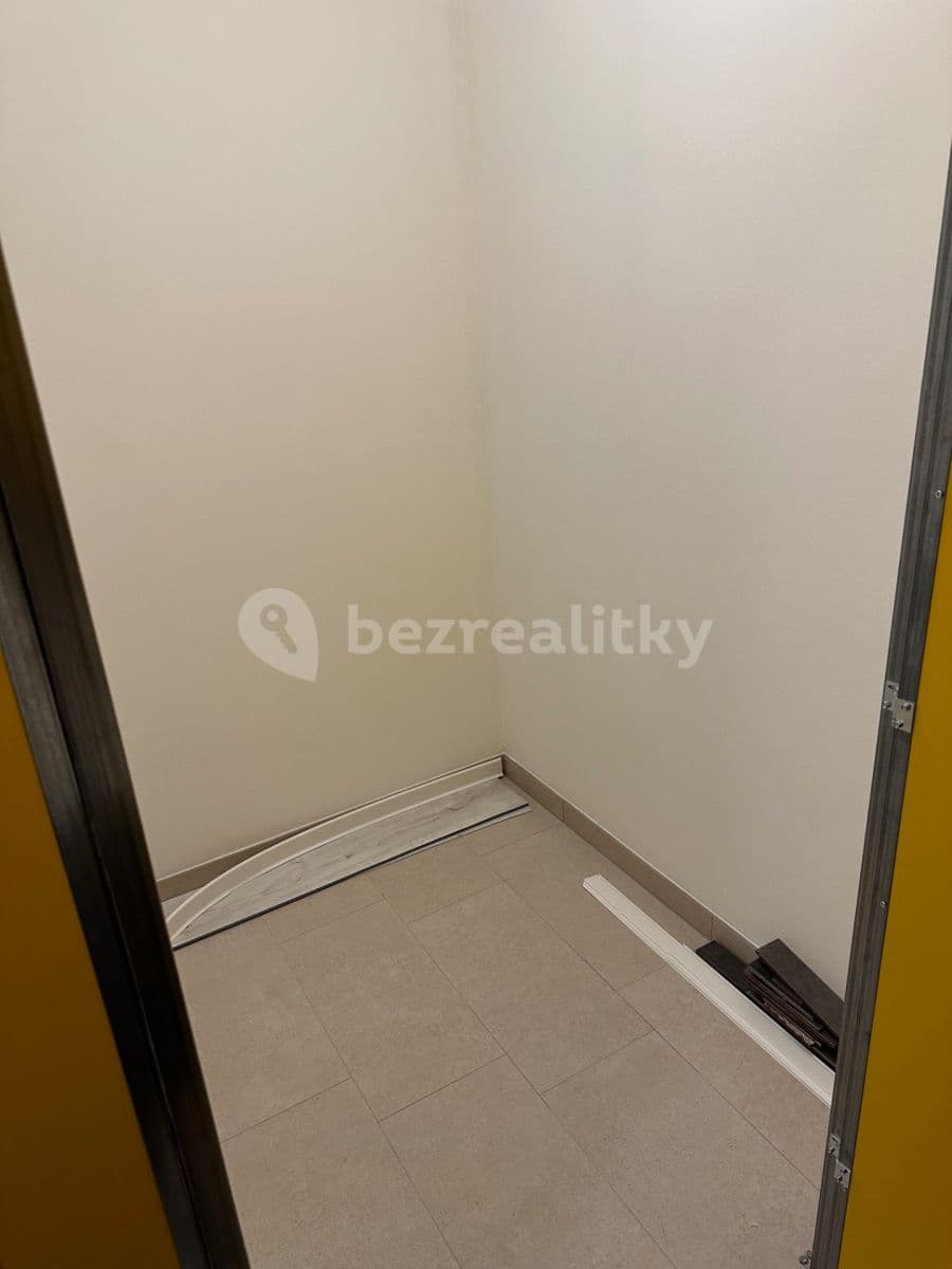 Pronájem bytu 1+kk 36 m², Na Jíkalce, Plzeň, Plzeňský kraj Pronájem bytu 1+kk 36 m², Na Jíkalce, Plzeň, Plzeňský kraj