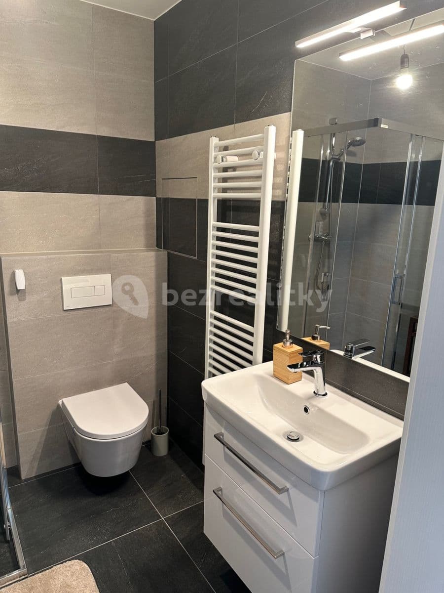 Pronájem bytu 1+kk 36 m², Na Jíkalce, Plzeň, Plzeňský kraj Pronájem bytu 1+kk 36 m², Na Jíkalce, Plzeň, Plzeňský kraj