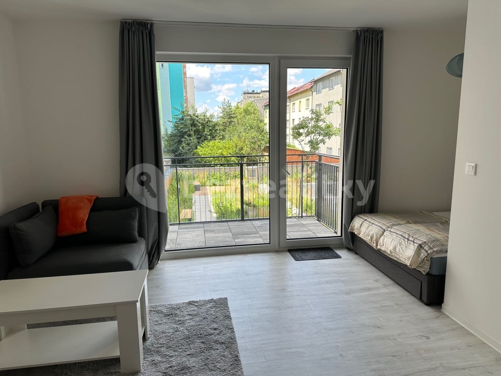 Pronájem bytu 1+kk 36 m², Na Jíkalce, Plzeň, Plzeňský kraj Pronájem bytu 1+kk 36 m², Na Jíkalce, Plzeň, Plzeňský kraj
