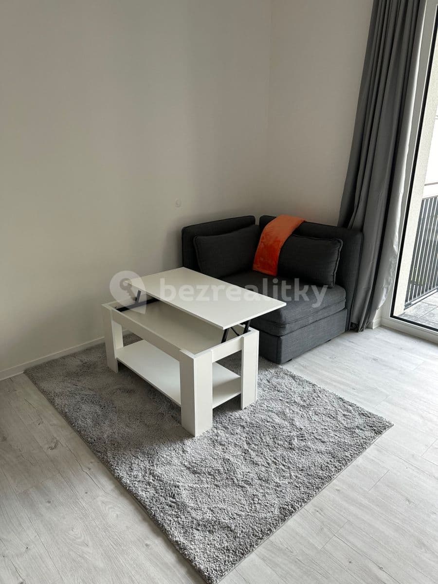 Pronájem bytu 1+kk 36 m², Na Jíkalce, Plzeň, Plzeňský kraj Pronájem bytu 1+kk 36 m², Na Jíkalce, Plzeň, Plzeňský kraj