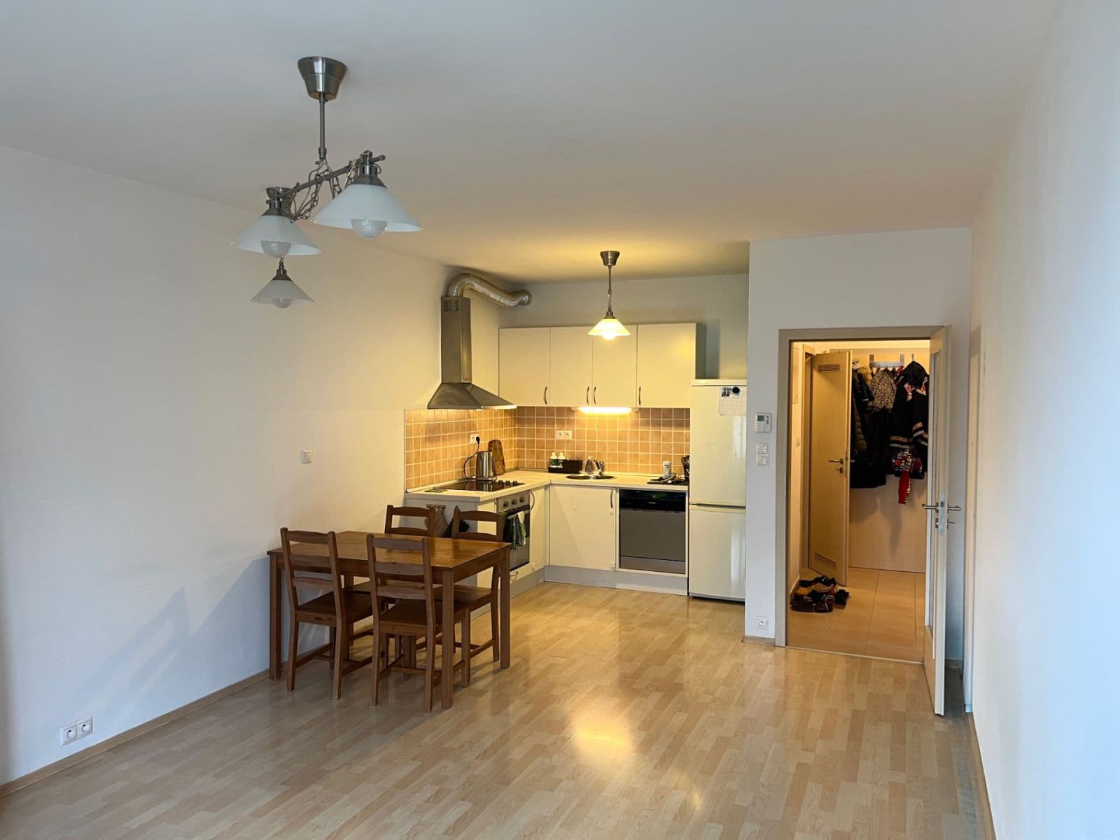 Pronájem bytu 2+kk 54 m², Bratislavská, Praha, Praha Pronájem bytu 2+kk 54 m², Bratislavská, Praha, Praha