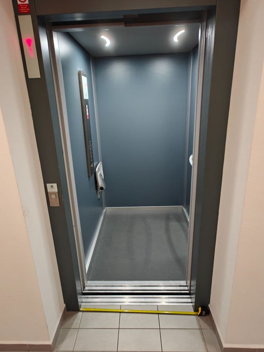 Pronájem bytu 1+kk 29 m², U Boru, České Budějovice, Jihočeský kraj Pronájem bytu 1+kk 29 m², U Boru, České Budějovice, Jihočeský kraj