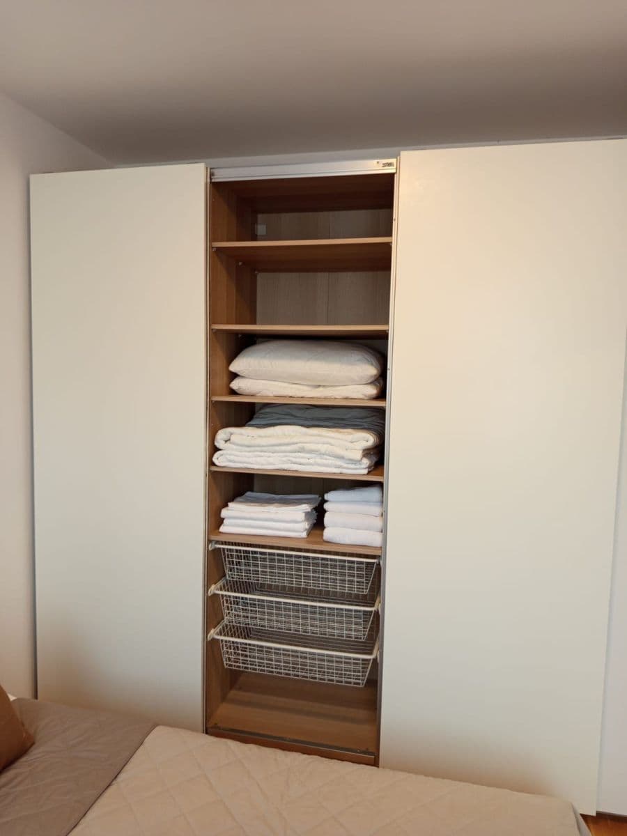 Pronájem bytu 50 m², Teplická, Praha, Praha Pronájem bytu 50 m², Teplická, Praha, Praha