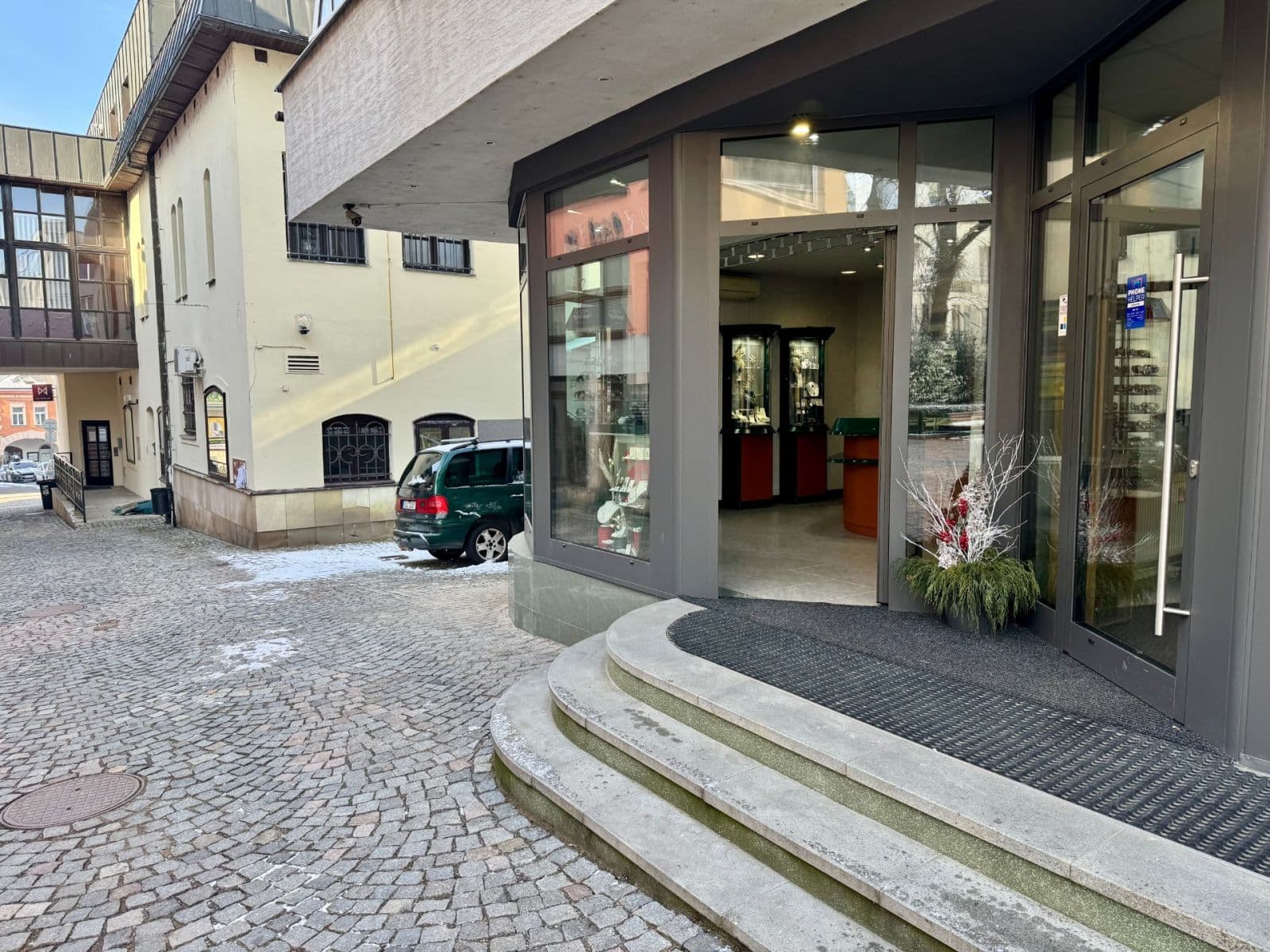 Pronájem nebytového prostoru 23 m², 17. listopadu, Ústí nad Orlicí, Pardubický kraj Pronájem nebytového prostoru 23 m², 17. listopadu, Ústí nad Orlicí, Pardubický kraj