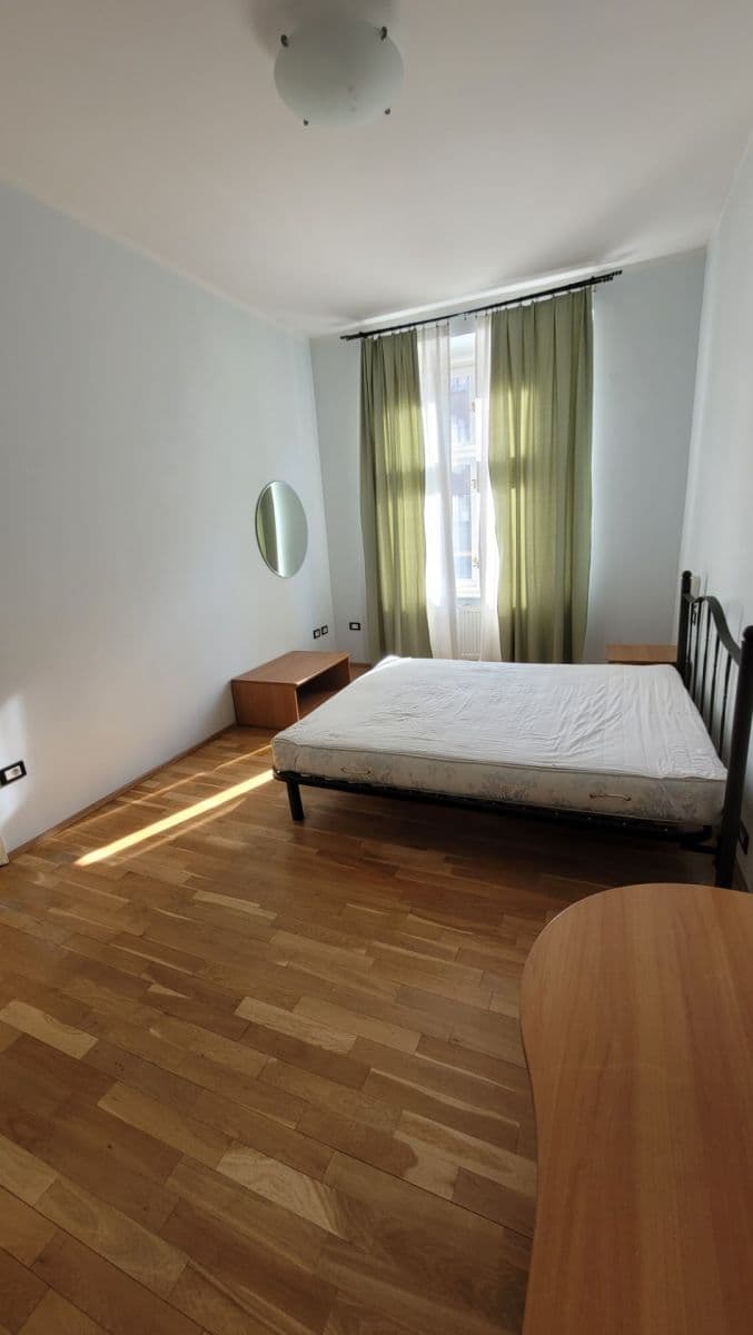 Pronájem bytu 2+1 47 m², Duškova, Praha, Praha Pronájem bytu 2+1 47 m², Duškova, Praha, Praha