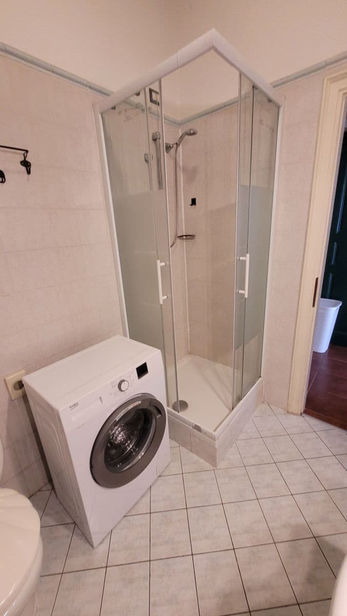 Pronájem bytu 2+1 47 m², Duškova, Praha, Praha Pronájem bytu 2+1 47 m², Duškova, Praha, Praha