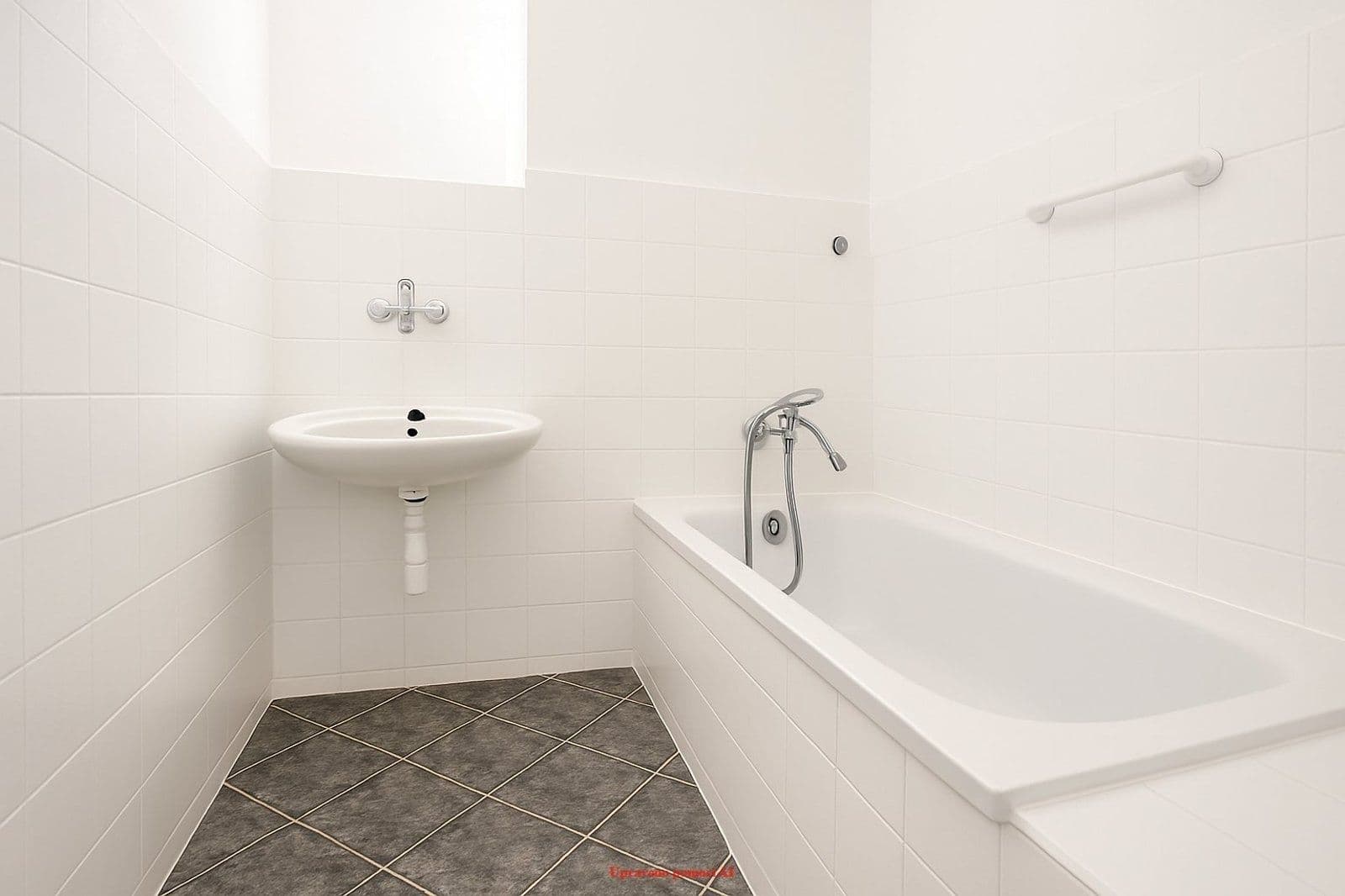 Pronájem bytu 1+1 38 m², Okružní, Havířov, Moravskoslezský kraj Pronájem bytu 1+1 38 m², Okružní, Havířov, Moravskoslezský kraj