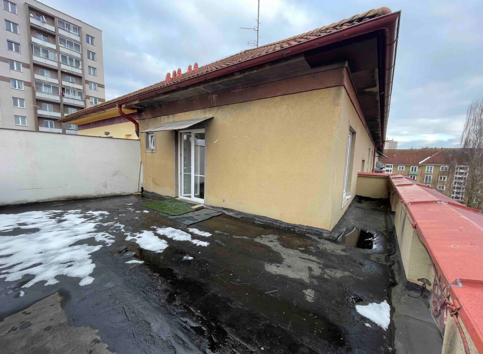Prodej bytu Garsoniéra 24 m², S. K. Neumanna, Příbram, Středočeský kraj Prodej bytu Garsoniéra 24 m², S. K. Neumanna, Příbram, Středočeský kraj