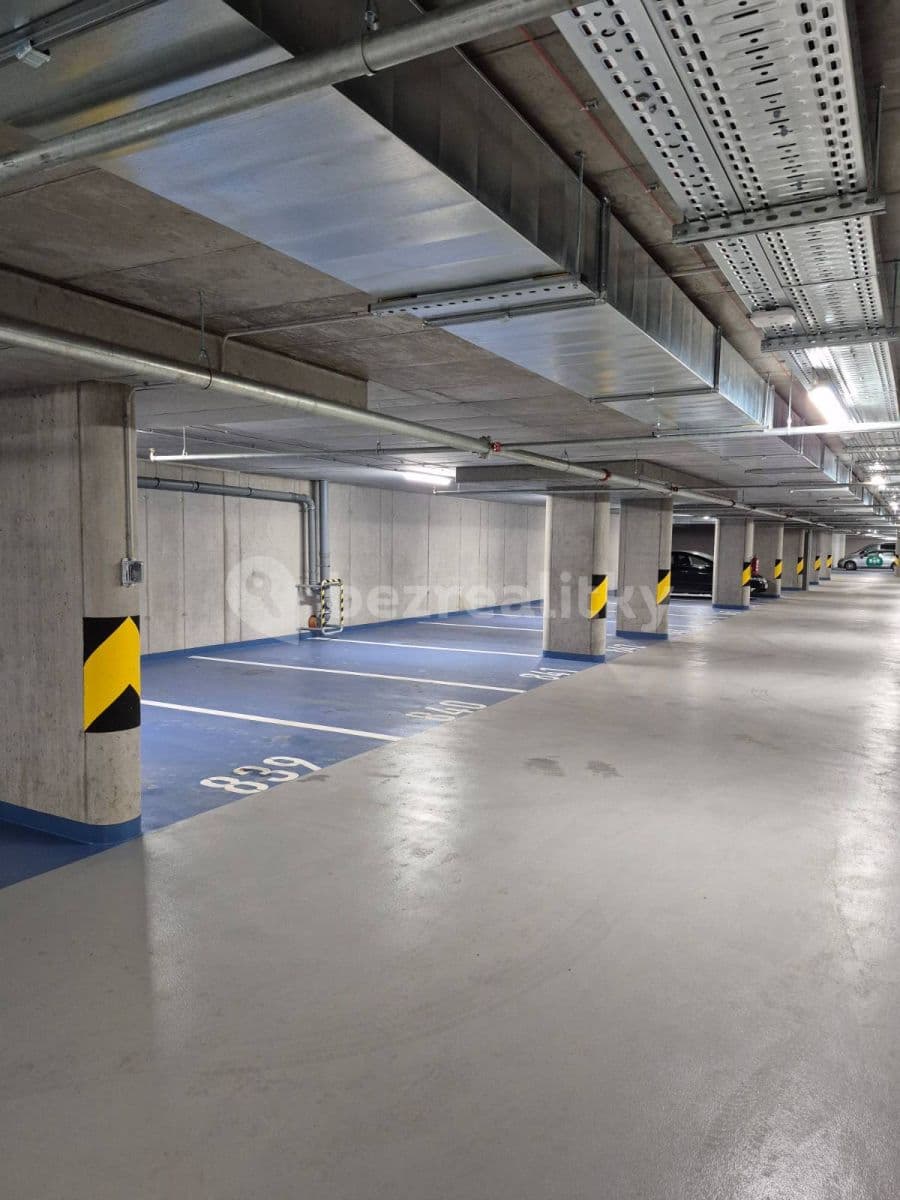 Pronájem garáže 13 m², Praha, Praha Pronájem garáže 13 m², Praha, Praha
