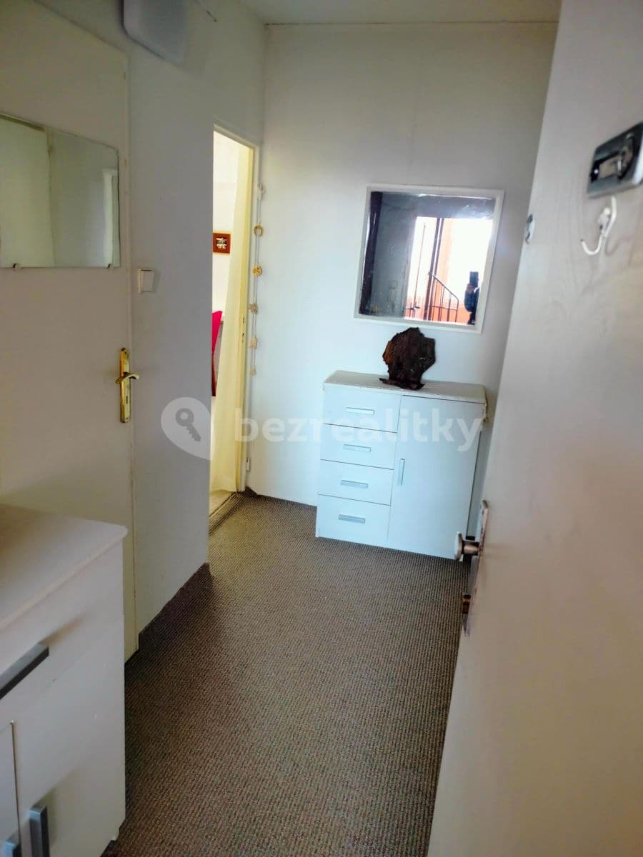 Pronájem bytu 1+kk 43 m², Lacinova, Kladno, Středočeský kraj Pronájem bytu 1+kk 43 m², Lacinova, Kladno, Středočeský kraj