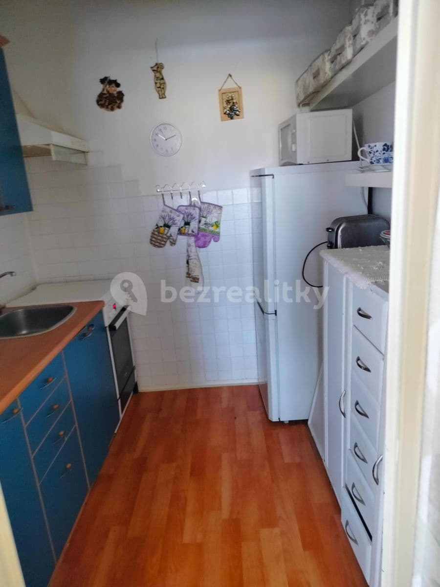 Pronájem bytu 1+kk 43 m², Lacinova, Kladno, Středočeský kraj Pronájem bytu 1+kk 43 m², Lacinova, Kladno, Středočeský kraj