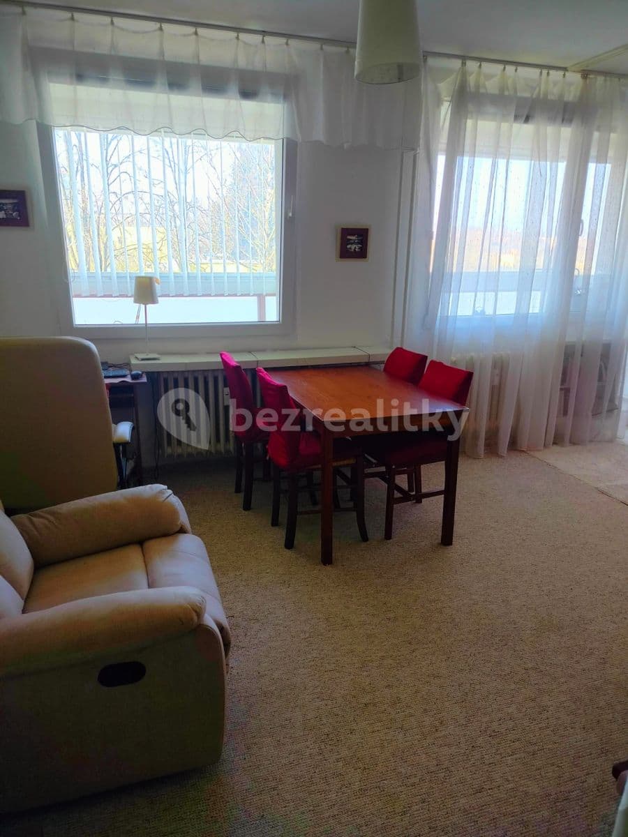 Pronájem bytu 1+kk 43 m², Lacinova, Kladno, Středočeský kraj Pronájem bytu 1+kk 43 m², Lacinova, Kladno, Středočeský kraj