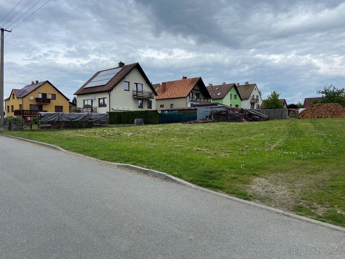 Prodej pozemku 1.387 m², Vysočany, Jihomoravský kraj Prodej pozemku 1.387 m², Vysočany, Jihomoravský kraj