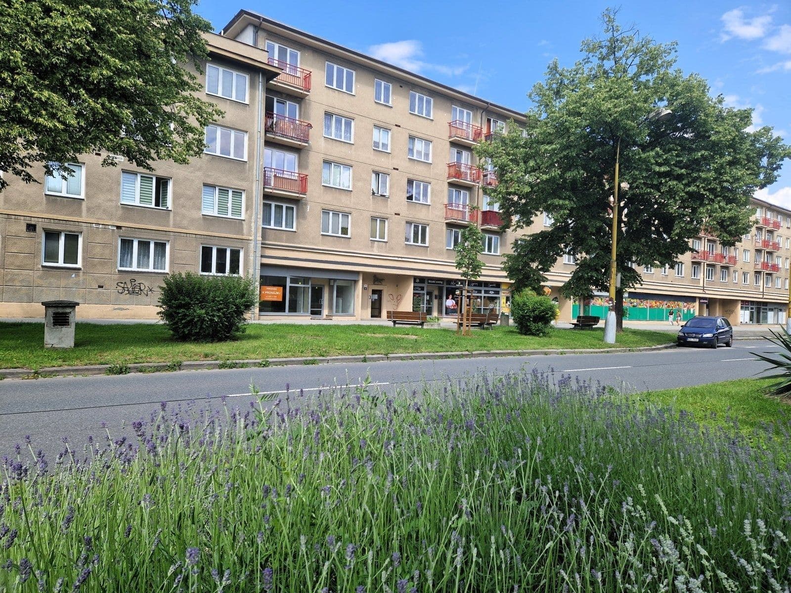 Pronájem nebytového prostoru 103 m², Dlouhá třída, Havířov, Moravskoslezský kraj Pronájem nebytového prostoru 103 m², Dlouhá třída, Havířov, Moravskoslezský kraj
