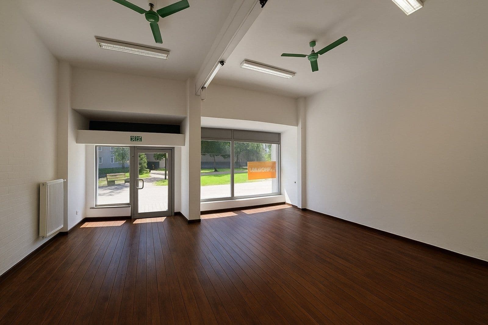 Pronájem nebytového prostoru 103 m², Dlouhá třída, Havířov, Moravskoslezský kraj Pronájem nebytového prostoru 103 m², Dlouhá třída, Havířov, Moravskoslezský kraj