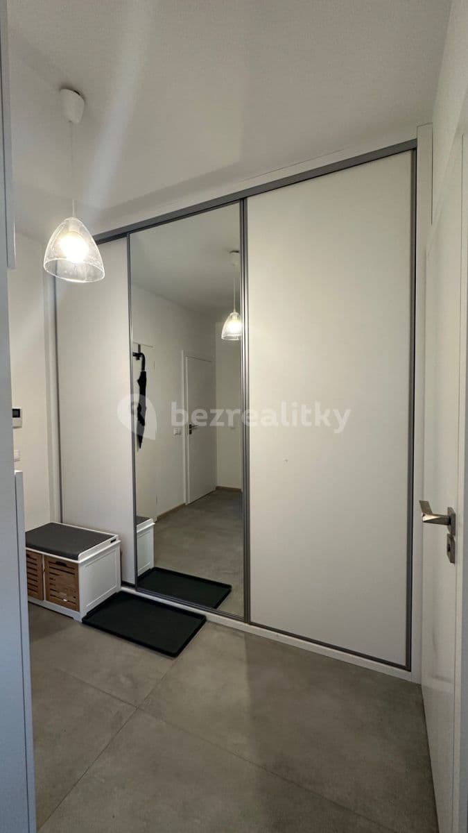 Pronájem bytu 2+kk 57 m², Pickova, Praha, Praha Pronájem bytu 2+kk 57 m², Pickova, Praha, Praha