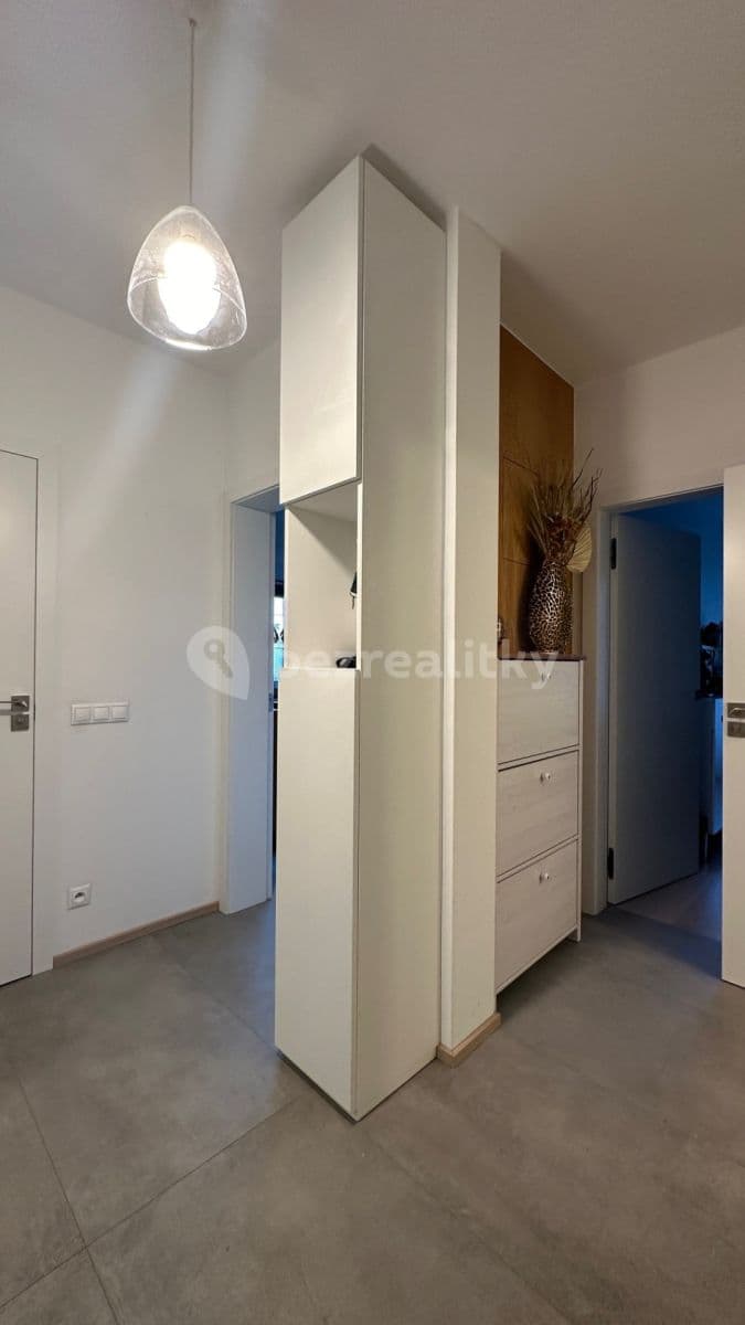 Pronájem bytu 2+kk 57 m², Pickova, Praha, Praha Pronájem bytu 2+kk 57 m², Pickova, Praha, Praha