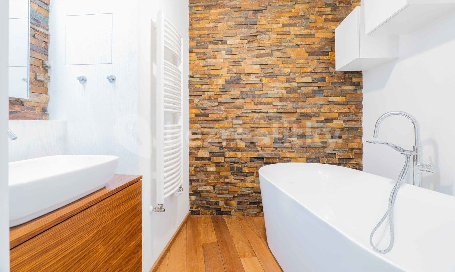 Pronájem bytu 2+kk 57 m², Pickova, Praha, Praha Pronájem bytu 2+kk 57 m², Pickova, Praha, Praha