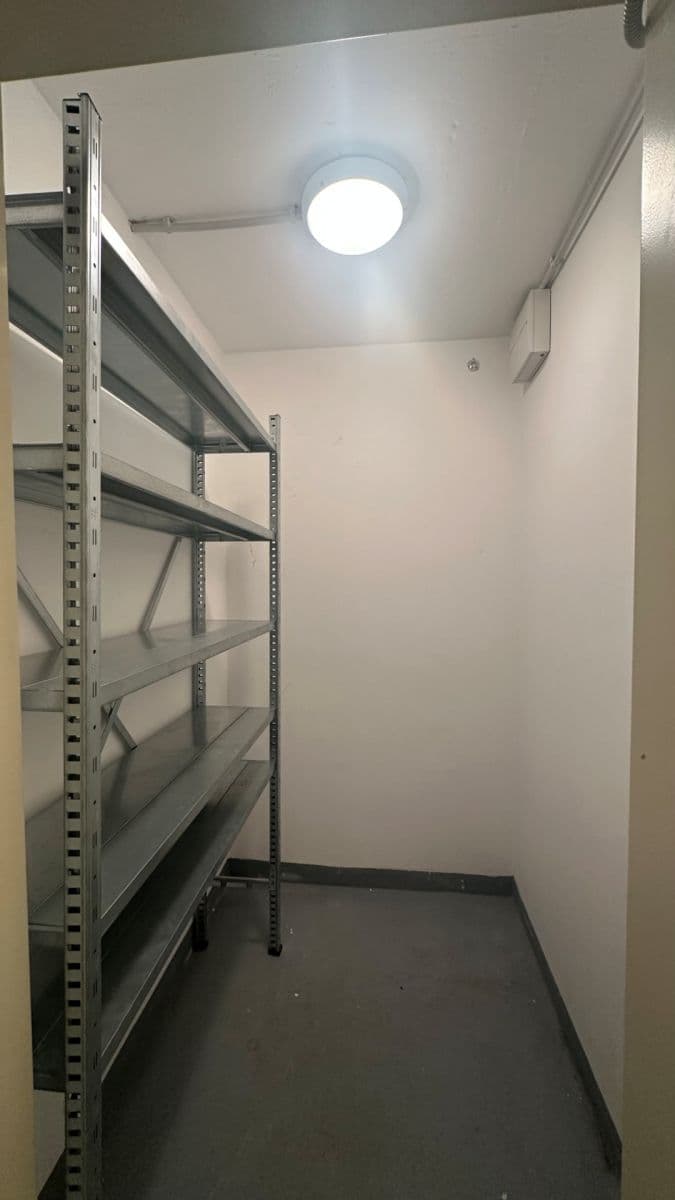 Pronájem bytu 2+kk 57 m², Pickova, Praha, Praha Pronájem bytu 2+kk 57 m², Pickova, Praha, Praha